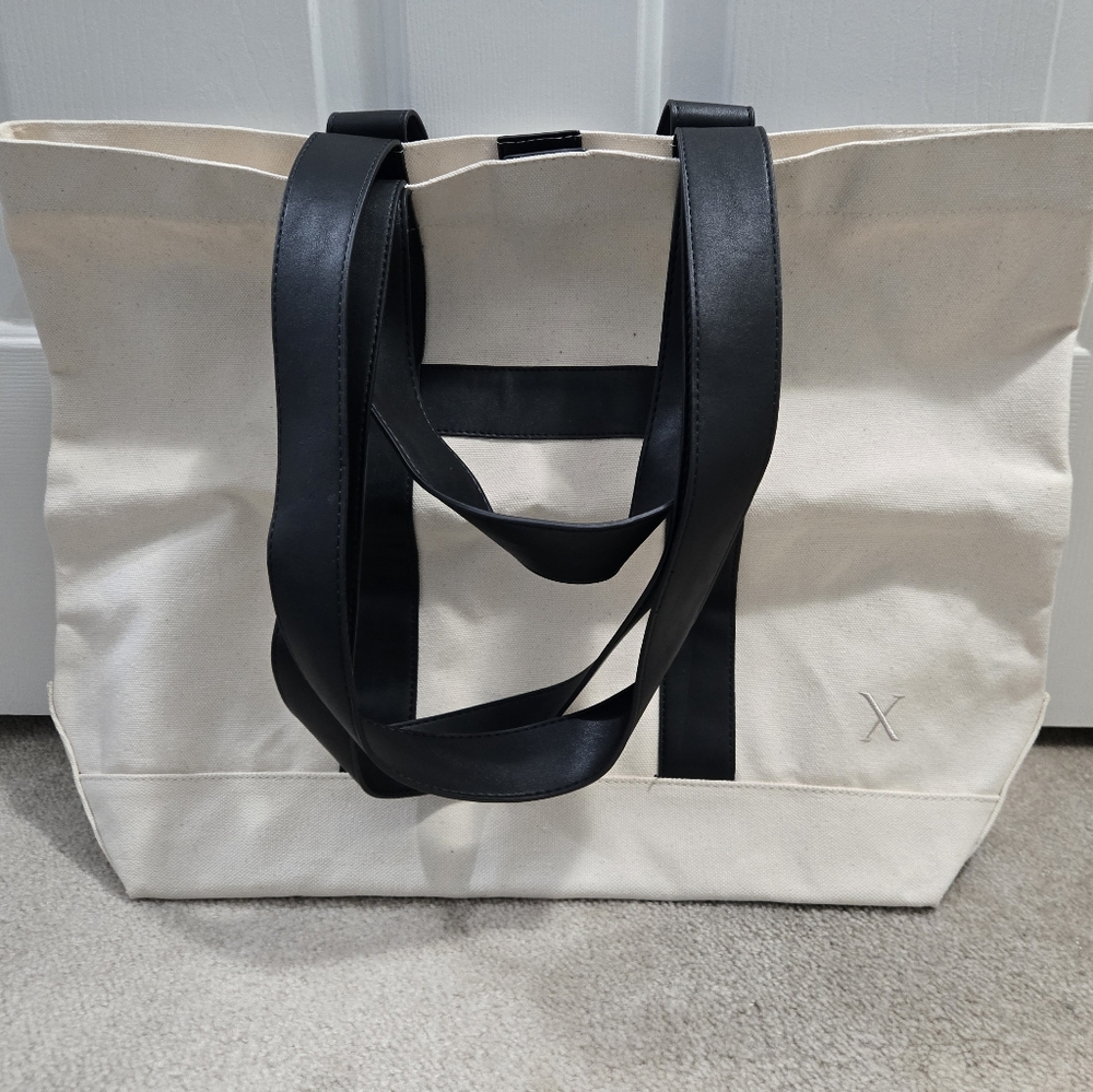 Express Large Canvas Cream Tote Bag Leather Straps & Magnet Closure